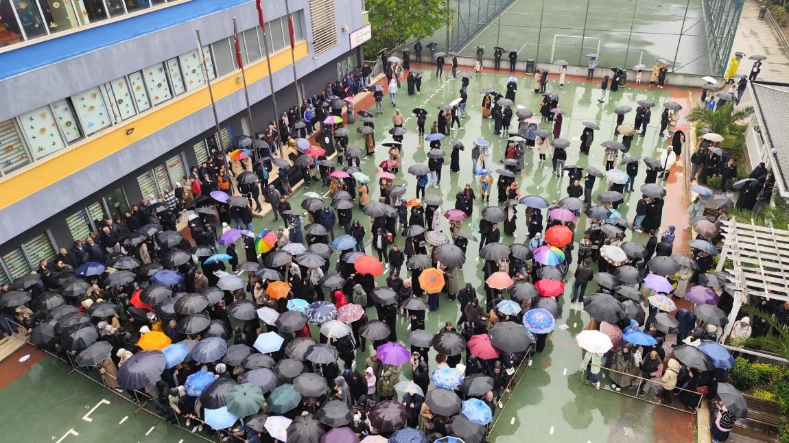 Şehit Vahit Kaşçıoğlu İmam Hatip Ortaokulu 5. Sınıf Kayıt Kabul Sınavını Başarıyla Tamamladık!